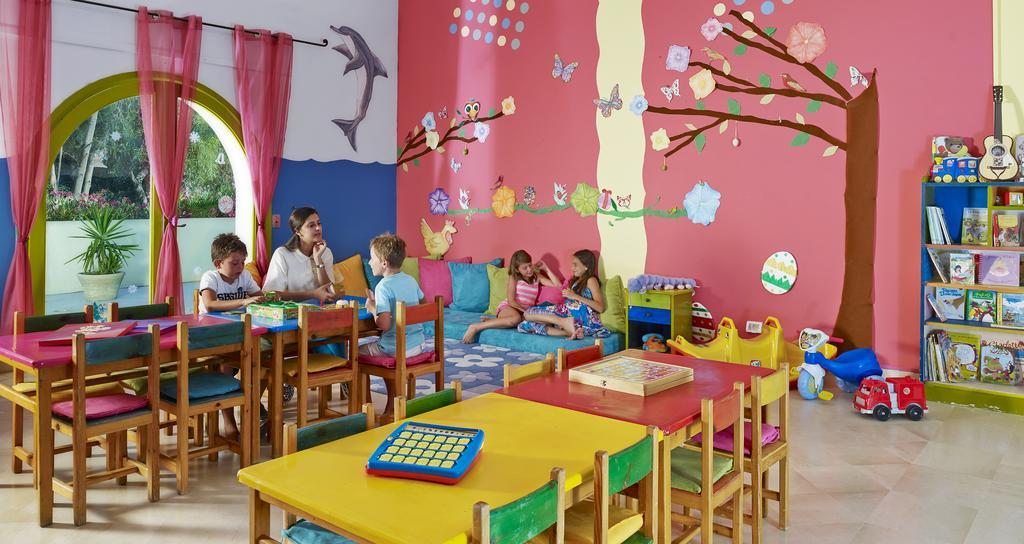 突尼斯瑞思登斯度假村 迦玛特 外观 照片 A nursery school in Germany